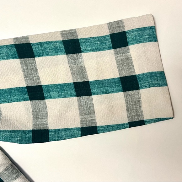 🍭 3/$20 Zara turquoise &white plaid tartan quarter sleeve top with front pockets - Picture 6 of 11